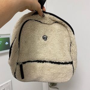 Ivivva shearling like purse backpack